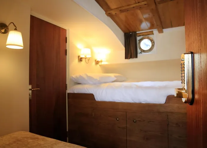 Hotelschip Antje デン・ヘルダー